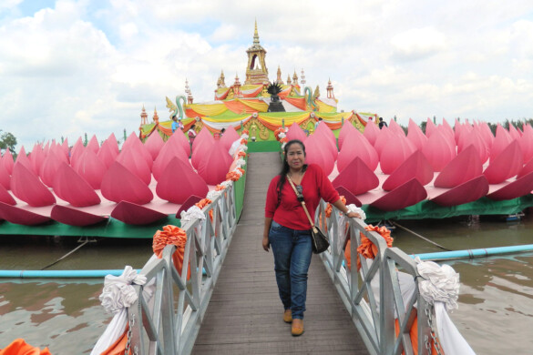 Parichat & Ich - 2016 Chachoengsao - Wat Saman Rattanaram 25