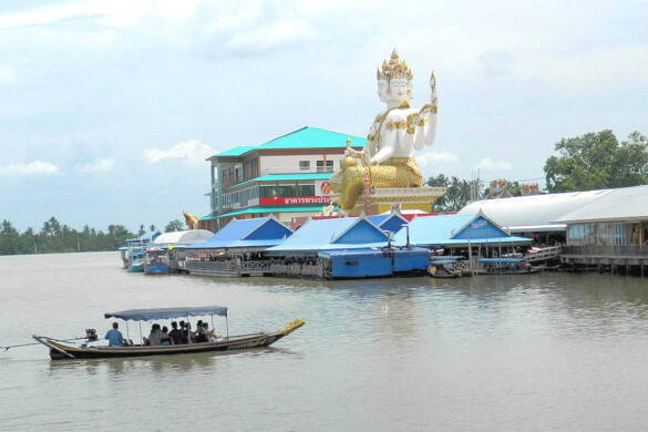 Parichat & Ich - 2016 Chachoengsao - Wat Saman Rattanaram 30