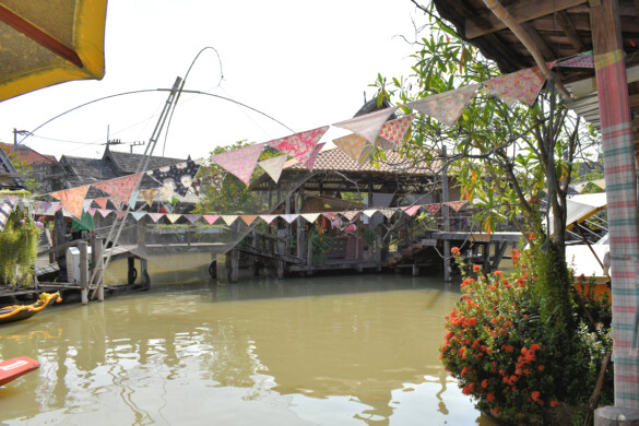 Parichat & Ich - 2017_Floating Market Pattaya 10