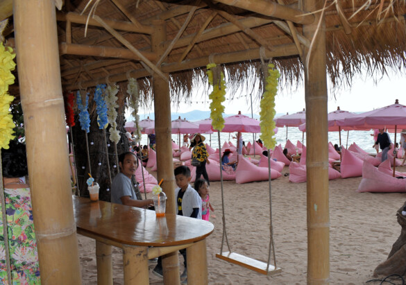 Parichat und Ich - 2019_Tutu Beach Na Jomtien 10