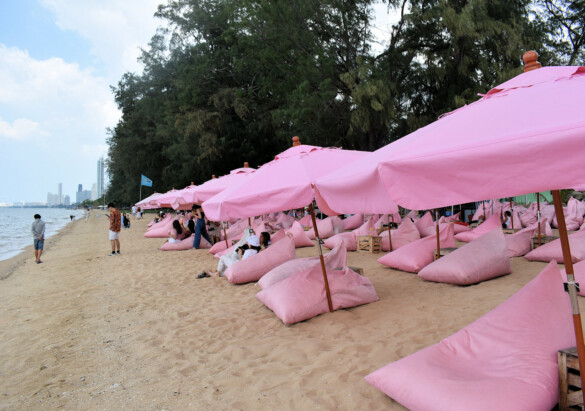 Parichat und Ich - 2019_Tutu Beach Na Jomtien 11