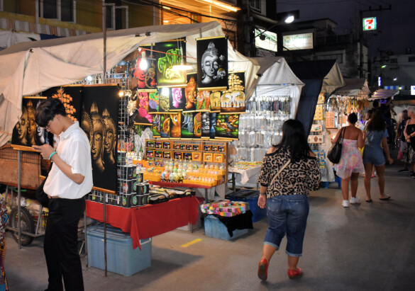 Parichat und Ich - 2020-Hua Hin Night Market 02