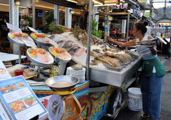 Parichat und Ich - 2020-Hua Hin Night Market 04