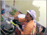 Parichat & Ich: 2011 Pattaya Floating Market 06