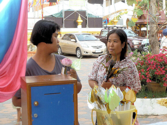 Parichat & Ich: 2012 Tempelmarkt Wat Nong Ya 06