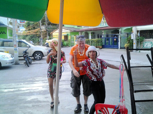 Parichat & Ich: 2013 Songkran in Pattaya, Soi Pothisan 08