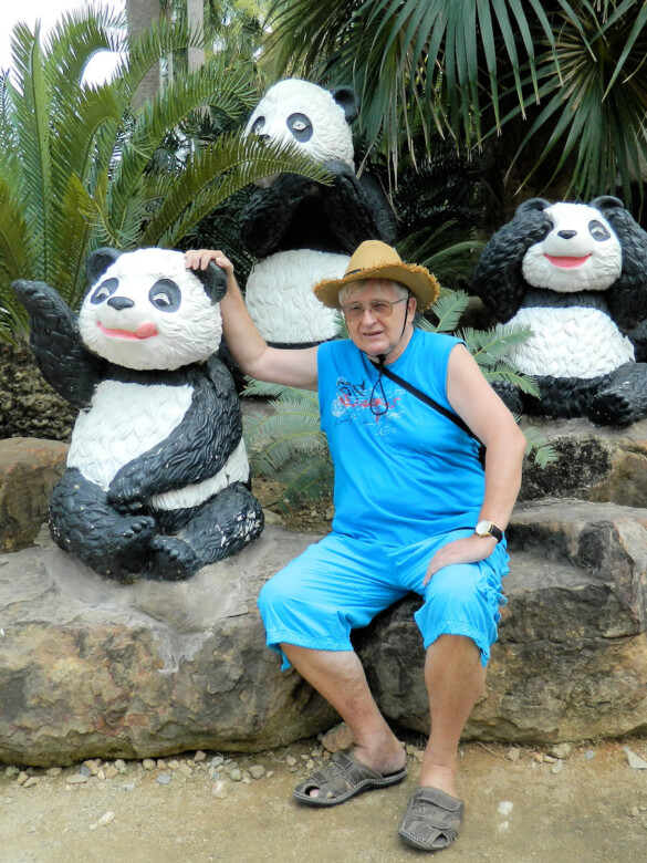 Parichat & Ich: 2014 Nong Nooch Tropical Garden 12