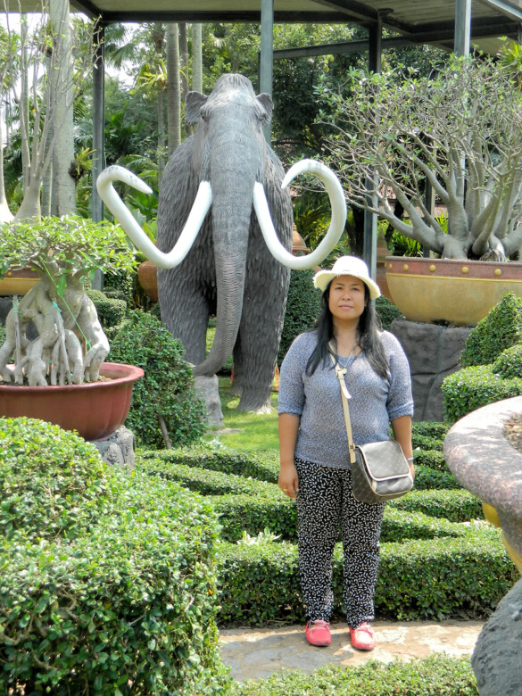 Parichat & Ich: 2014 Nong Nooch Tropical Garden 18