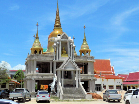 Parichat & Ich: 2014 Wat Huay Yai 03