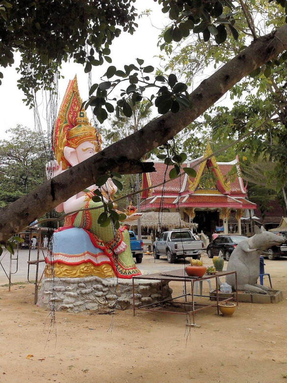 Parichat & Ich: 2014 Wat Khao Bunmeedararam 02