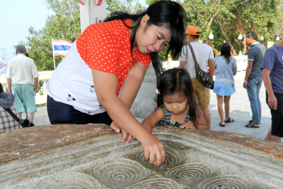 Parichat & Ich - 2015 Pattaya Hill Big Buddha 07