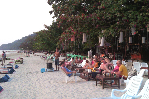 Parichat & Ich - 2015 Koh Chang With Sand Beach 05