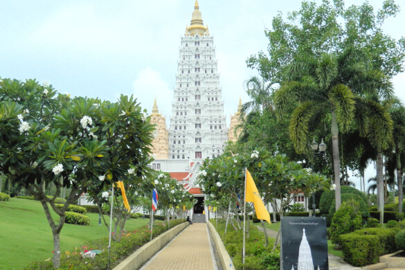 Parichat & Ich - 2015 Wat Yansangwararam 09